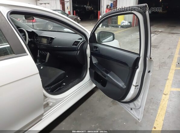 JA32U2FU3HU005666 2017 MITSUBISHI LANCER White Սալոնի դիմացի տեսք