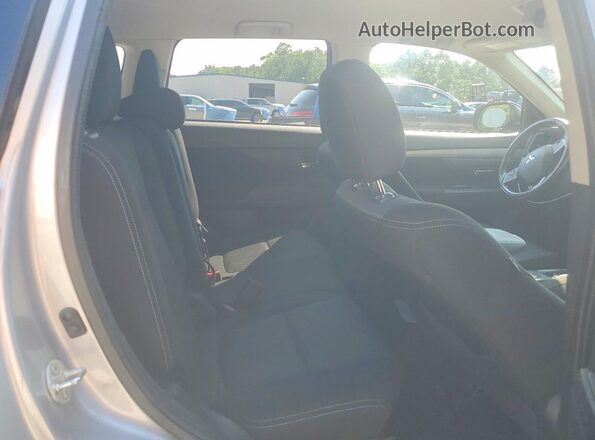 JA4AD2A39GZ019773 2016 MITSUBISHI OUTLANDER Silver Հետևի նստատեղերի տեսք
