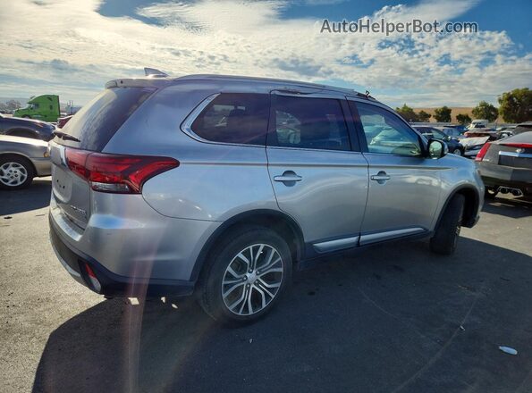 JA4AD3A32JJ005371 2018 MITSUBISHI OUTLANDER Silver Trasero derecho