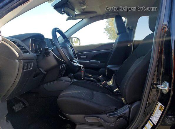 JA4APVAU0MU013631 2021 MITSUBISHI OUTLANDER Black Front interior view