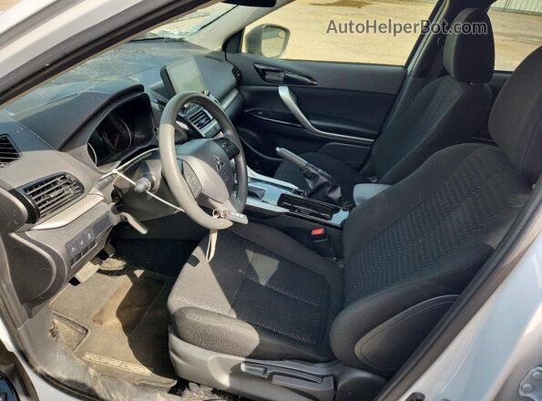 JA4ATVAA5RZ071021 2024 MITSUBISHI ECLIPSE Silver Vista interior delantera