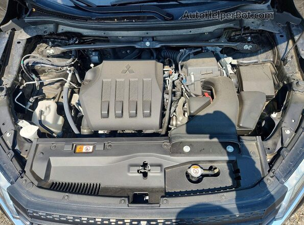 JA4ATWAA9RZ006047 2024 MITSUBISHI ECLIPSE Black Vista del compartimento del motor