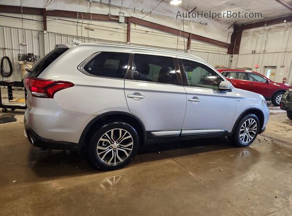 JA4JZ4AX4HZ008388 2017 MITSUBISHI OUTLANDER Silver Trasero derecho