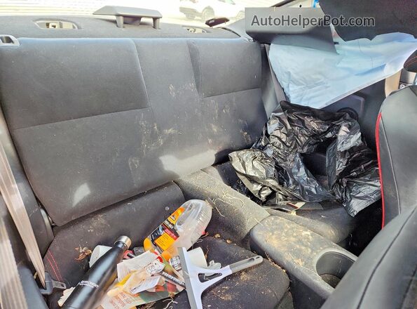 JF1ZNAA13G8701557 2016 TOYOTA SCION White Widok tylnych siedzeń