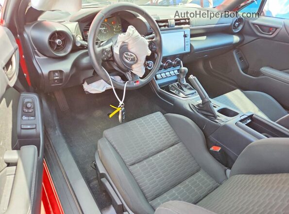 JF1ZNBC16P8760203 2023 TOYOTA GR86 Red Widok deski rozdzielczej