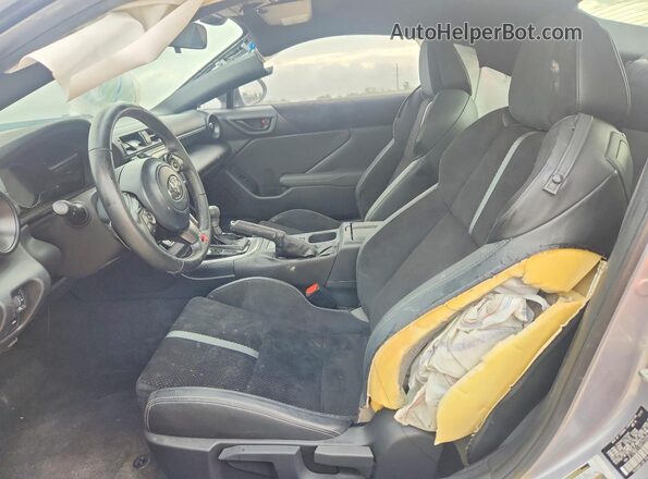 JF1ZNBE13R8750096 2024 TOYOTA GR Silver Սալոնի դիմացի տեսք