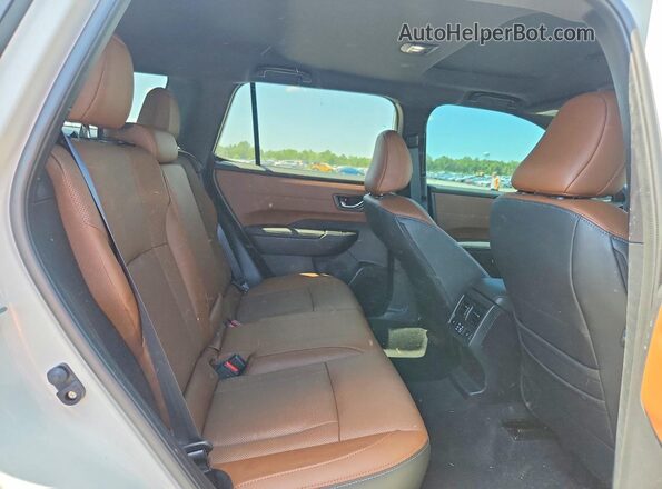 JF2BURJD8TY507545 2026 SUBARU OUTBACK White Rear interior view