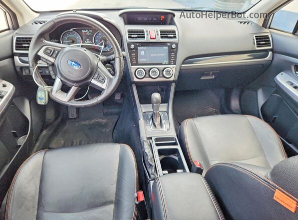 JF2GPANC0GH237913 2016 SUBARU CROSSTREK Silver Вид панелі приладів
