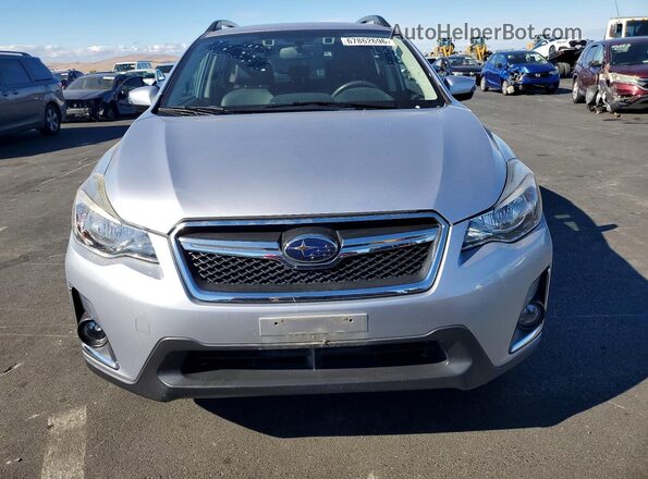 JF2GPANC6G8342570 2016 SUBARU CROSSTREK Silver Front view