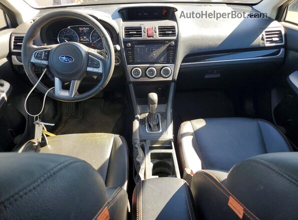 JF2GPANC6G8342570 2016 SUBARU CROSSTREK Silver Dashboard view