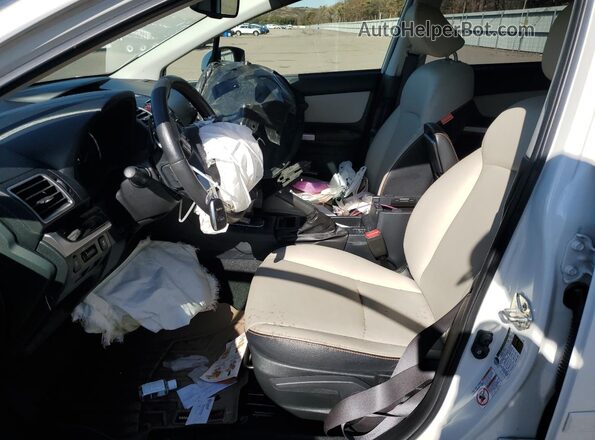JF2GPANC9GH324709 2016 SUBARU CROSSTREK White Вид салону спереду