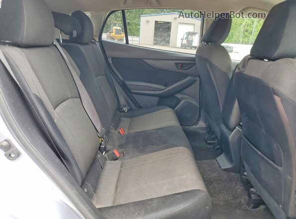 JF2GTAAC4JH236529 2018 SUBARU CROSSTREK Silver უკანა სალონის ხედი