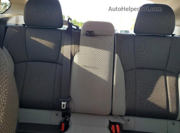 JF2GTAAC6J8201054 2018 SUBARU CROSSTREK Orange Widok tylnych siedzeń