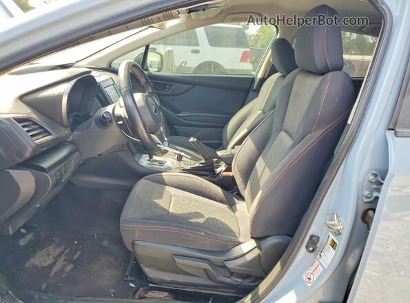 JF2GTABC2JH294055 2018 SUBARU CROSSTREK Blue Front interior view