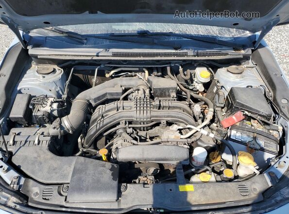 JF2GTABC2JH294055 2018 SUBARU CROSSTREK Blue Rear interior view