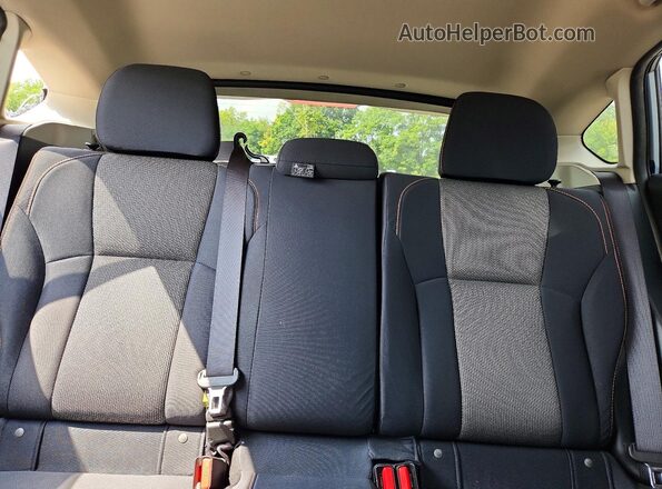 JF2GTABC7JH238466 2018 SUBARU CROSSTREK Синий Вид задних сидений