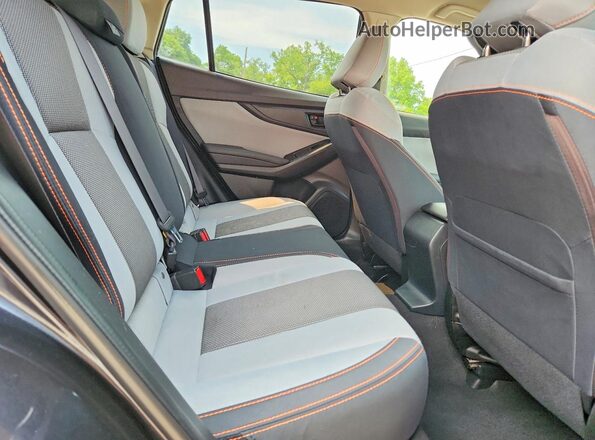 JF2GTAEC9K8305906 2019 SUBARU CROSSTREK Gray Rear interior view