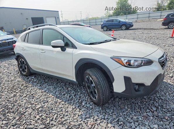 JF2GTAPC4M8217877 2021 SUBARU CROSSTREK White Передня права чверть