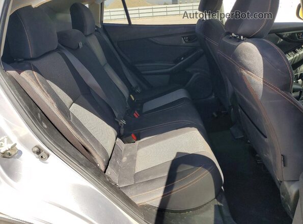 JF2GTAPC7L8258793 2020 SUBARU CROSSTREK Серебряный Вид задних сидений