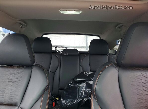 JF2GTHMC4PH251156 2023 SUBARU CROSSTREK Silver Rear seats view
