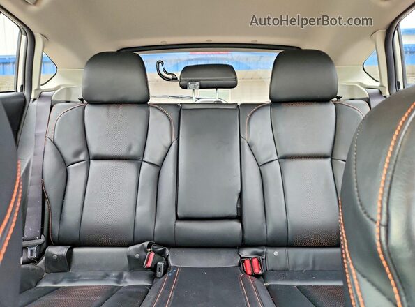 JF2GTHMC5MH352122 2021 SUBARU CROSSTREK White Rear seats view