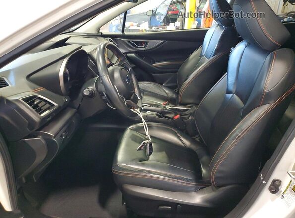 JF2GTHNCXM8268201 2021 SUBARU CROSSTREK White Widok wnętrza z przodu