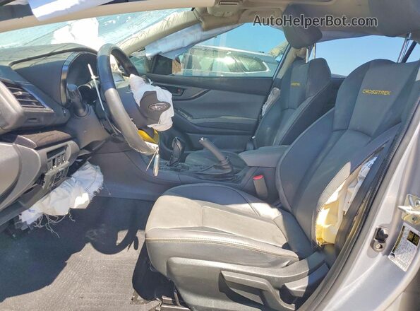 JF2GTHSC6MH363911 2021 SUBARU CROSSTREK Серебряный Вид салона спереди