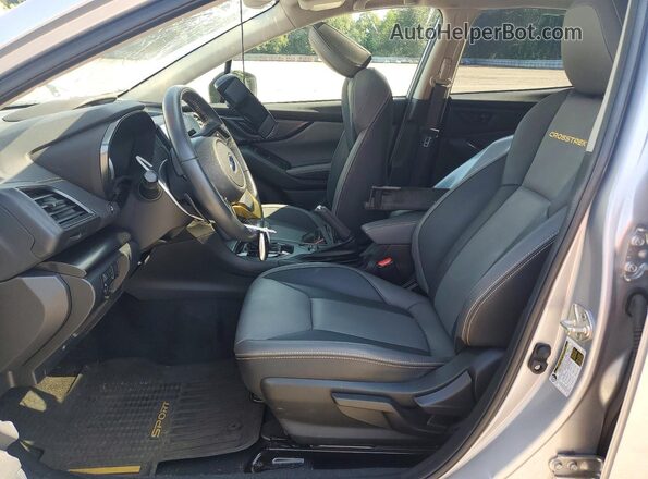 JF2GTHSCXNH224530 2022 SUBARU CROSSTREK Silver Սալոնի դիմացի տեսք