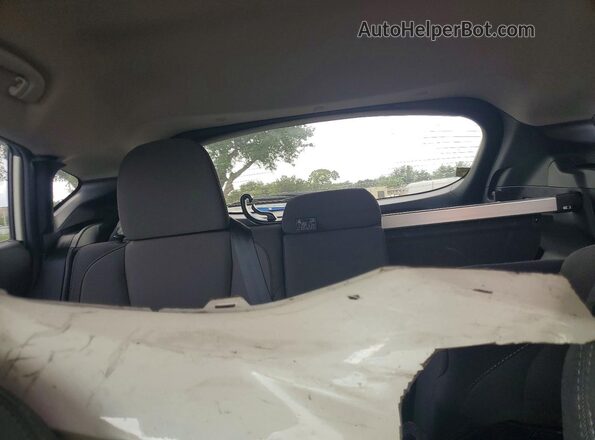 JF2GUHDC7SH218500 2025 SUBARU CROSSTREK White Widok tylnych siedzeń