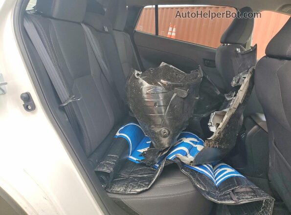 JF2GUHDC7SH218500 2025 SUBARU CROSSTREK White Widok wnętrza z tyłu