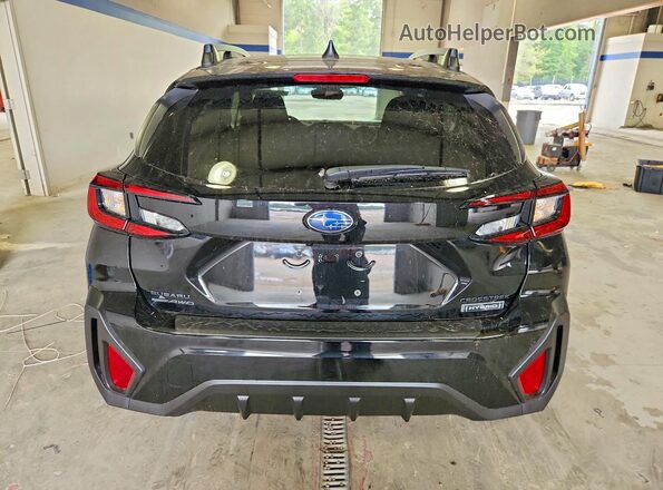 JF2GUSGD8T8205323 2026 SUBARU CROSSTREK Black Вид ззаду