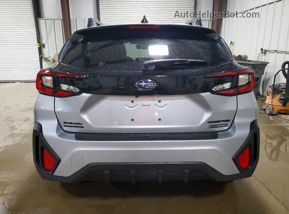 JF2GUSGD9T8257687 2026 SUBARU CROSSTREK Silver Հետևի տեսք