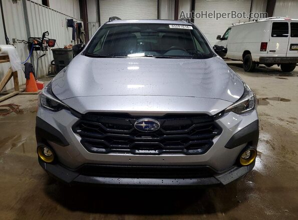 JF2GUSGD9T8257687 2026 SUBARU CROSSTREK Silver Դիմացի տեսք
