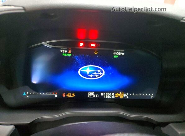 JF2GUSGD9T8257687 2026 SUBARU CROSSTREK Silver Սարքավորումների վահանակի տեսք