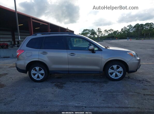 JF2SJADC0GH431175 2016 SUBARU FORESTER Gold Вид задньої частини салону