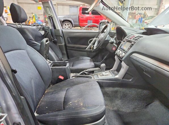JF2SJADC9GH440439 2016 SUBARU FORESTER Silver წინა სალონის ხედი