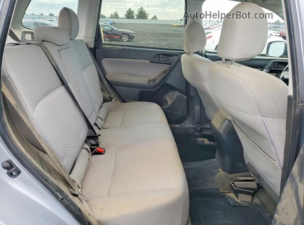 JF2SJAEC0HH509597 2017 SUBARU FORESTER Silver Вид задньої частини салону