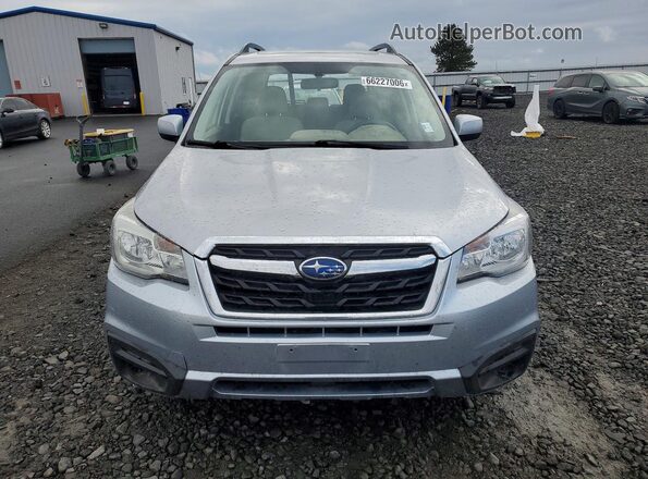 JF2SJAEC0HH509597 2017 SUBARU FORESTER Silver Вид спереду