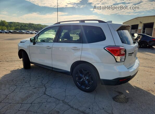 JF2SJAEC2JH489021 2018 SUBARU FORESTER White Հետևի ձախ