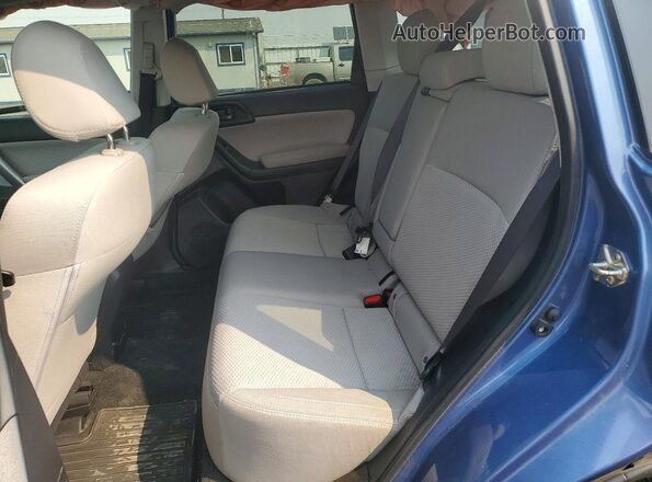 JF2SJAEC4HH458640 2017 SUBARU FORESTER Blue Widok wnętrza z tyłu