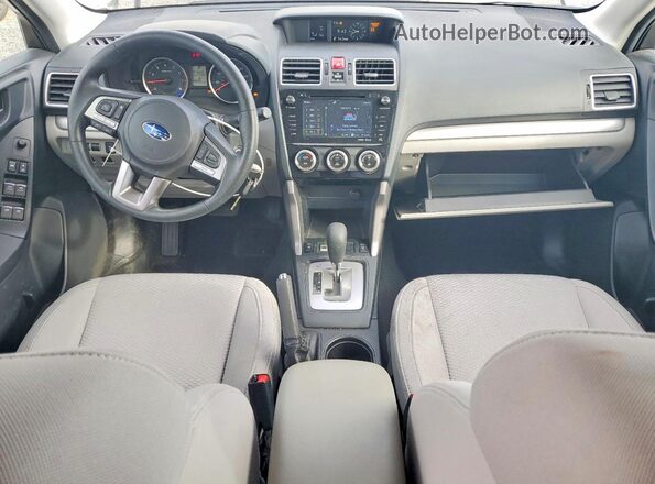 JF2SJAEC5JH444199 2018 SUBARU FORESTER Белый Вид панели приборов