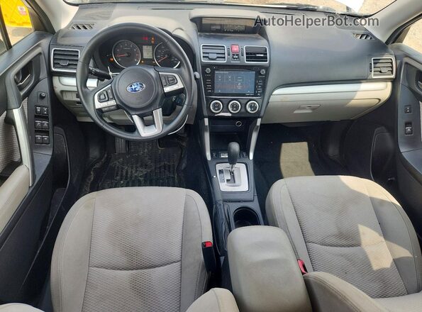 JF2SJAEC6HH448028 2017 SUBARU FORESTER White Вид панелі приладів