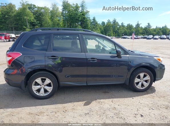 JF2SJAFC6GH558459 2016 SUBARU FORESTER Gray Rear interior view