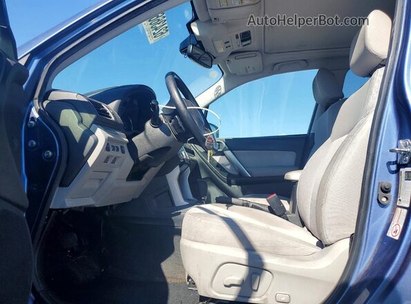 JF2SJAFC9GH510230 2016 SUBARU FORESTER Blue Front interior view