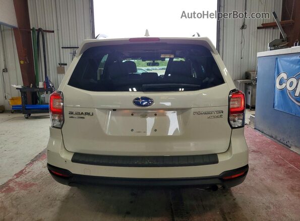 JF2SJAGC9HH515251 2017 SUBARU FORESTER White Widok z tyłu
