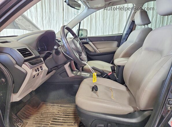 JF2SJAJC5JH523569 2018 SUBARU FORESTER Gray წინა სალონის ხედი