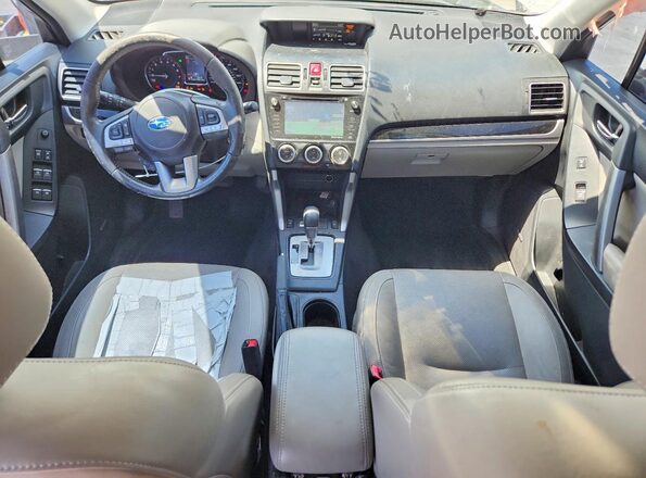 JF2SJARC4HH429813 2017 SUBARU FORESTER White Vista del salpicadero