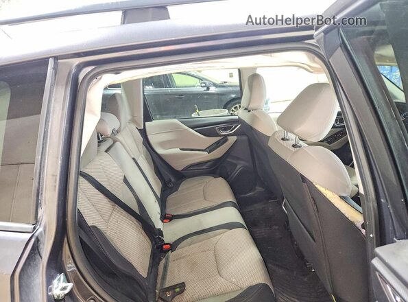 JF2SKACC2RH465880 2024 SUBARU FORESTER Gray Widok wnętrza z tyłu