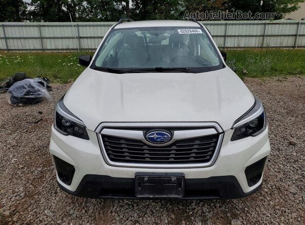 JF2SKADC3MH539427 2021 SUBARU FORESTER White Դիմացի տեսք