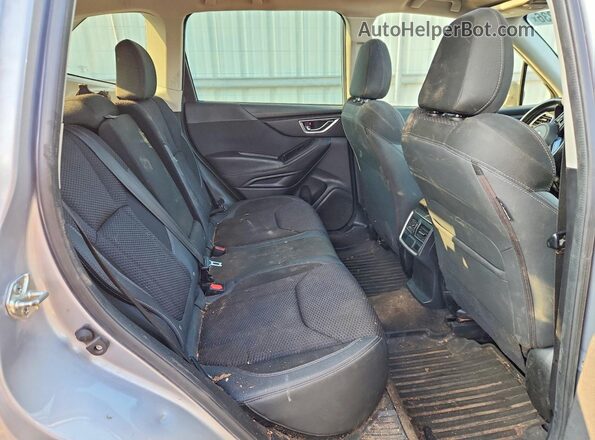 JF2SKADC5NH410414 2022 SUBARU FORESTER Silver უკანა სავარძლების ხედი